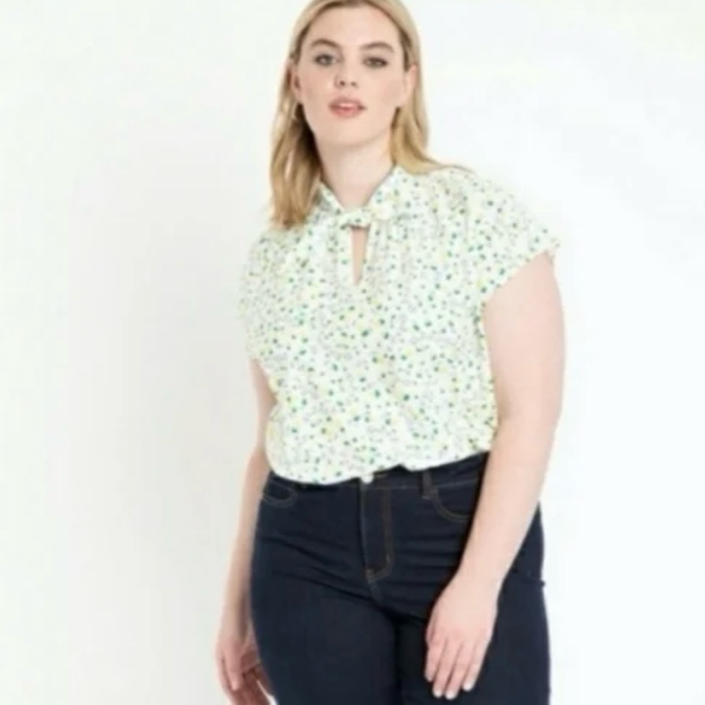 Eloquii Pinapple Print Tie Neck Blouse